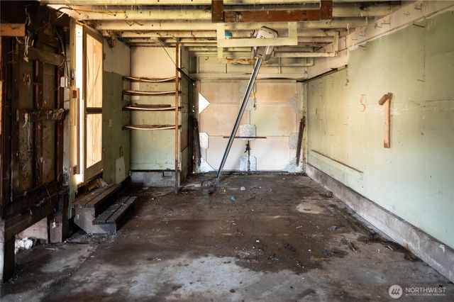 237 Emerson Avenue, Hoquiam, WA 98550