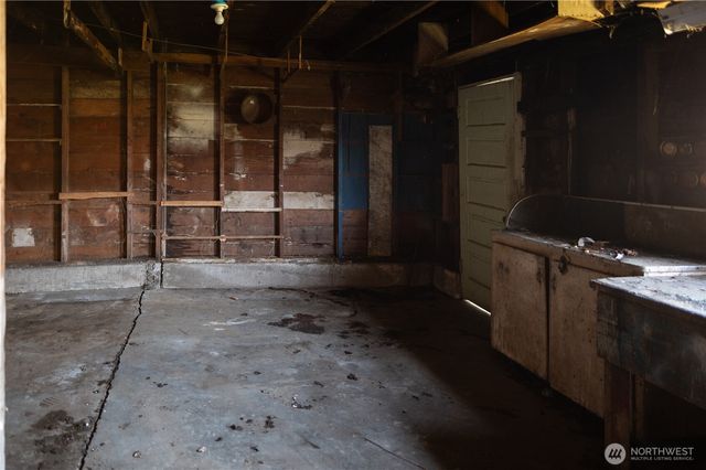 237 Emerson Avenue, Hoquiam, WA 98550