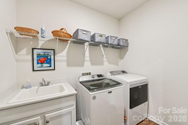 1328 Dali Boulevard, Mount Holly, NC 28120
