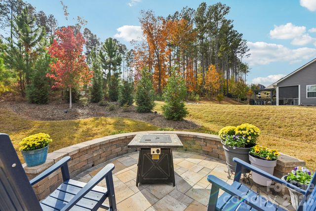 1328 Dali Boulevard, Mount Holly, NC 28120
