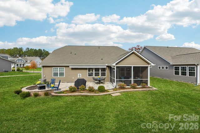 1328 Dali Boulevard, Mount Holly, NC 28120