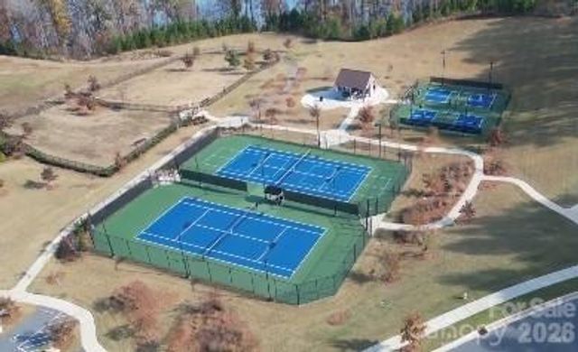 1328 Dali Boulevard, Mount Holly, NC 28120