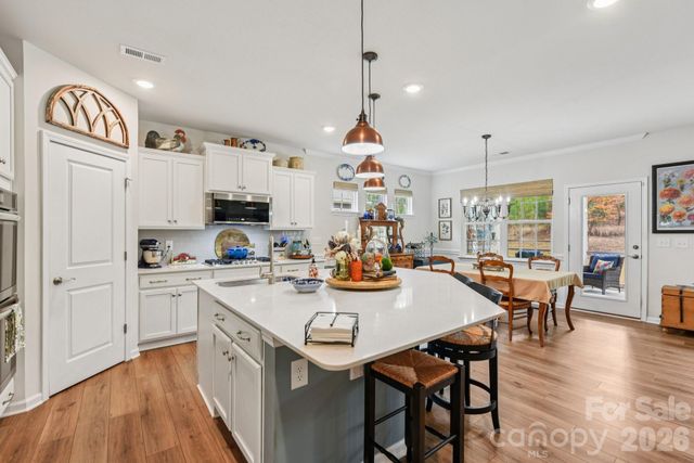 1328 Dali Boulevard, Mount Holly, NC 28120