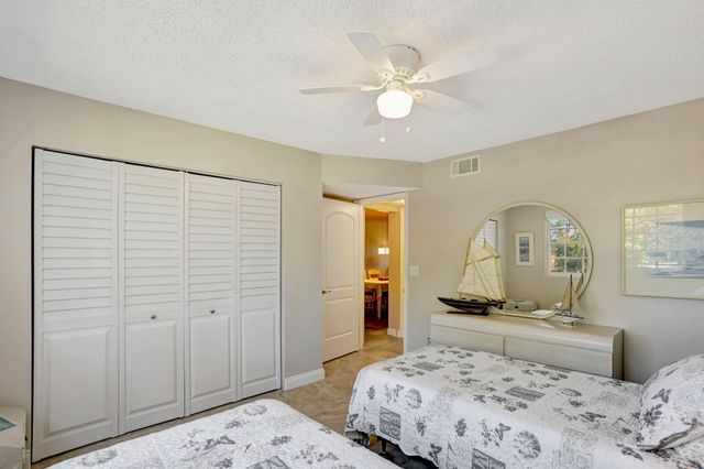 4040 Crystal Lake Dr 202, Deerfield Beach, FL 33064