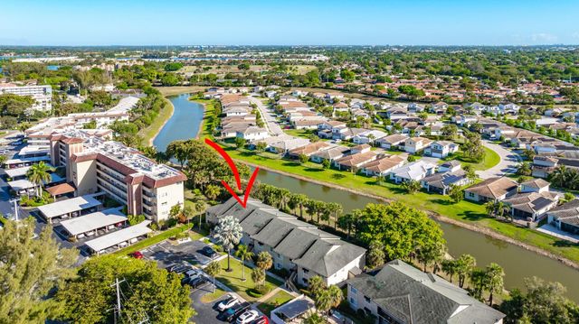4040 Crystal Lake Dr 202, Deerfield Beach, FL 33064