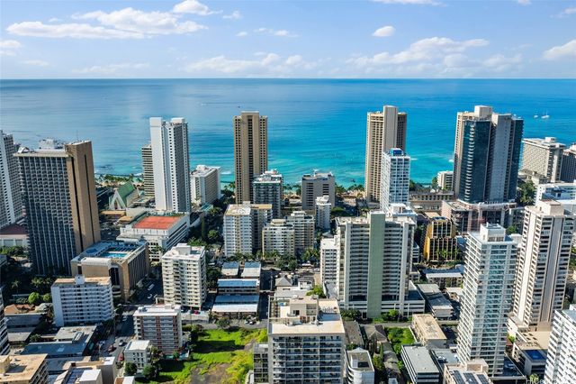 2463 Kuhio Avenue 1010, Honolulu, HI 96815