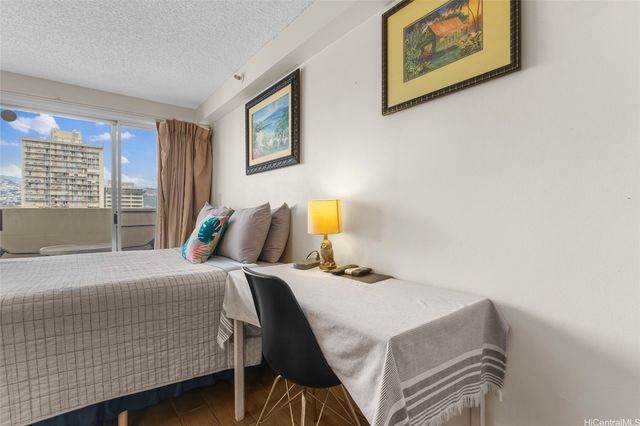 2463 Kuhio Avenue 1010, Honolulu, HI 96815