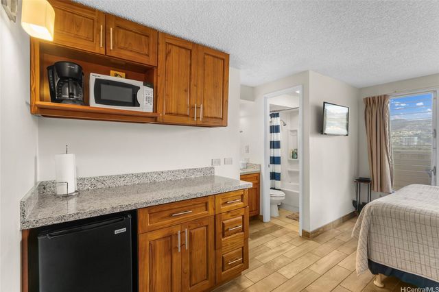 2463 Kuhio Avenue 1010, Honolulu, HI 96815