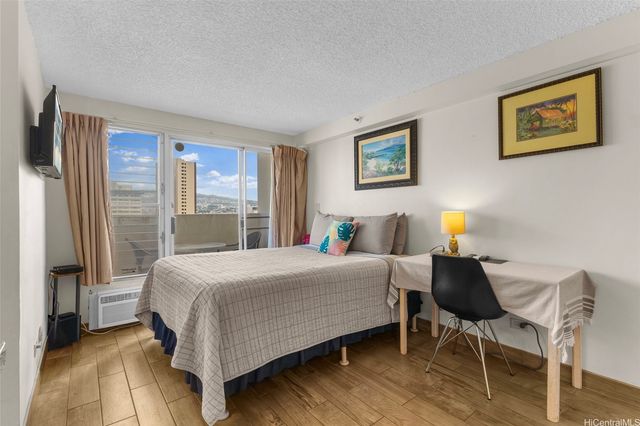 2463 Kuhio Avenue 1010, Honolulu, HI 96815