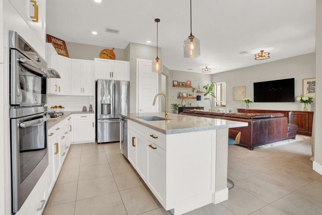 10767 Pacifica Way, Parkland, FL 33076