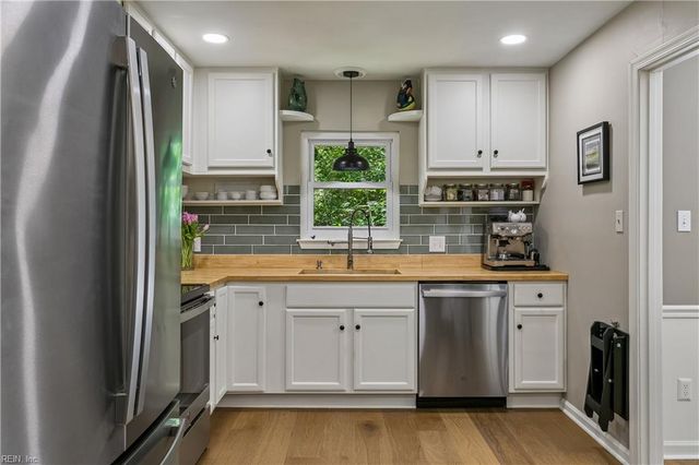 102 Tendril CT, Williamsburg, VA 23188