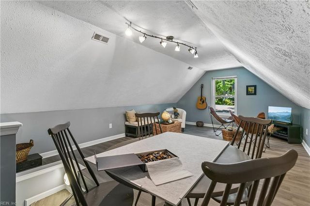 102 Tendril CT, Williamsburg, VA 23188