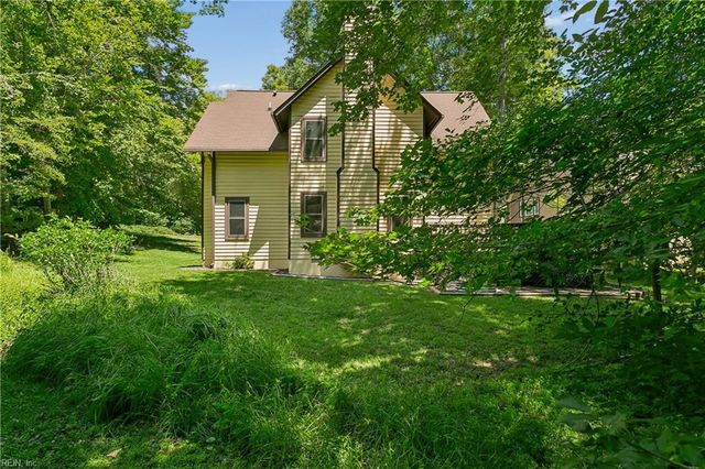 102 Tendril CT, Williamsburg, VA 23188
