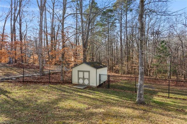 410 Rolling Hills DR, Williamsburg, VA 23185