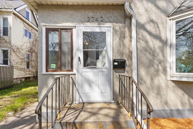 2742 Stevens Avenue, Minneapolis, MN 55408