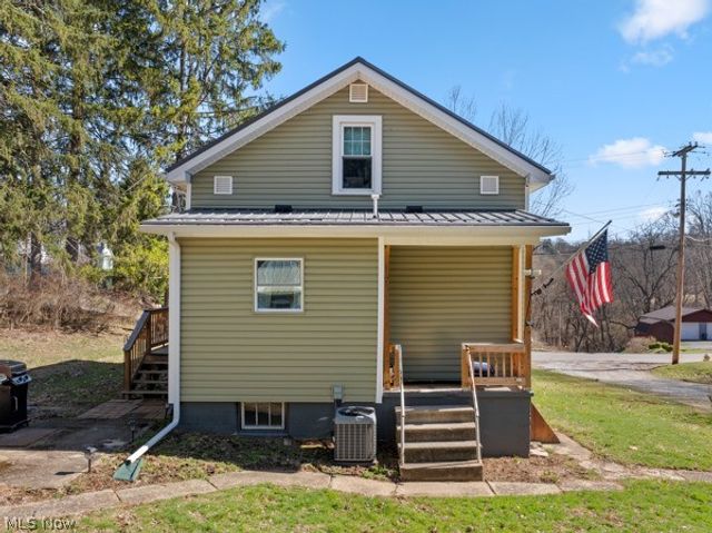 35 Lyle Road, Wheeling, WV 26003