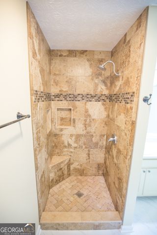 5270 Oaks Landing Court, Sugar Hill, GA 30518