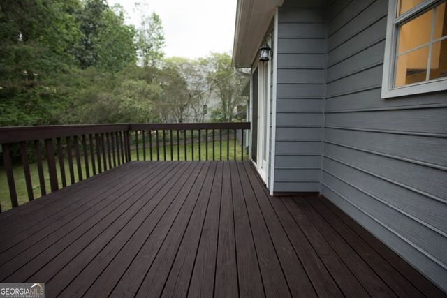 5270 Oaks Landing Court, Sugar Hill, GA 30518