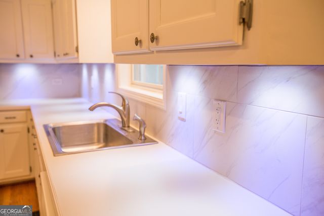 5270 Oaks Landing Court, Sugar Hill, GA 30518