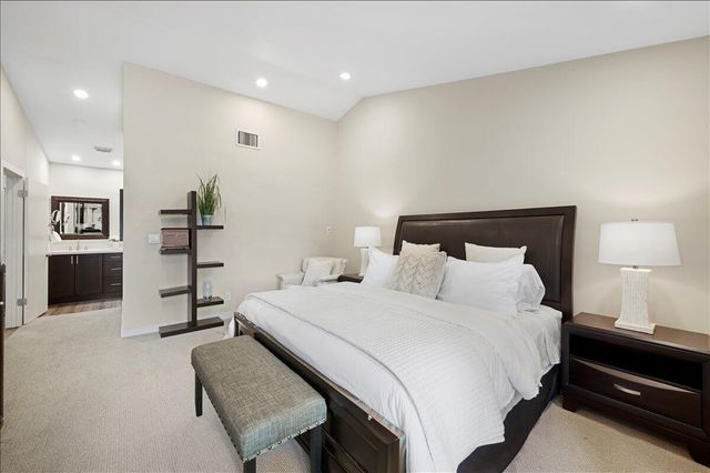 11863 Wimbledon Circle 542, Wellington, FL 33414