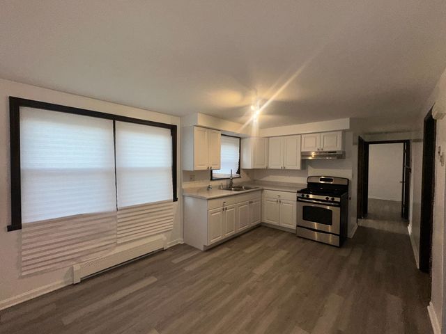 2231 Prairie Street G, Blue Island, IL 60406