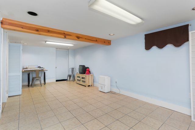 101 Soundview Avenue, Fairfield, CT 06825