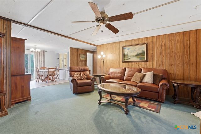 1301 Sea Willow Drive, Marion, TX 78124