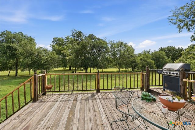 1301 Sea Willow Drive, Marion, TX 78124