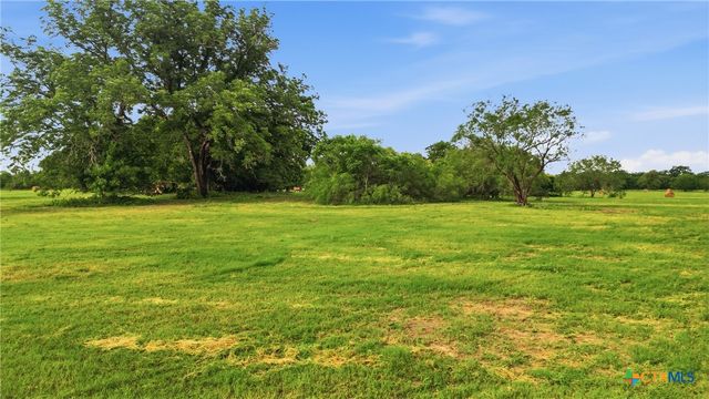 1301 Sea Willow Drive, Marion, TX 78124