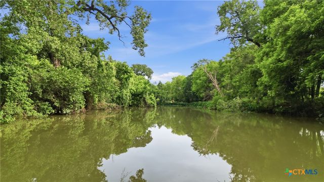 1301 Sea Willow Drive, Marion, TX 78124