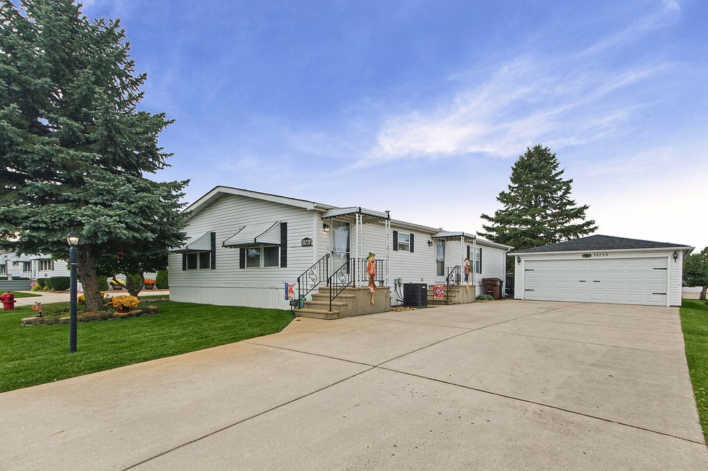 22730 S Ridge Lane, Frankfort, IL 60423 — exterior