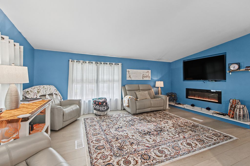 22730 S Ridge Lane, Frankfort, IL 60423 — photo 5