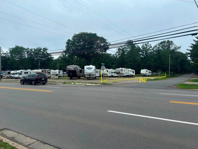 104 Burrill Drive, Houghton Lake, MI 48629