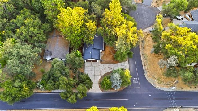 17854 Oriole Ct, Penn Valley, CA 95946