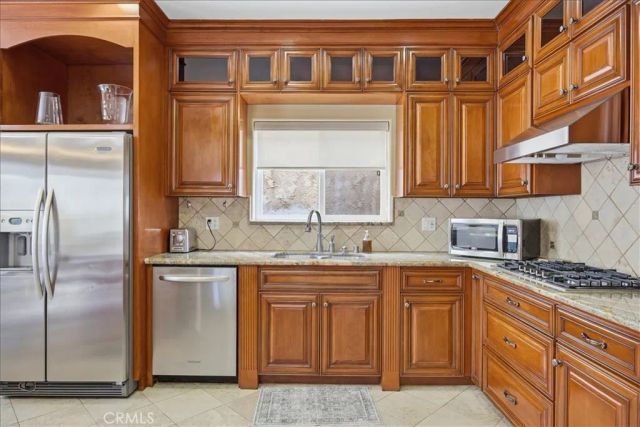 1805 Speyer Lane B, Redondo Beach, CA 90278