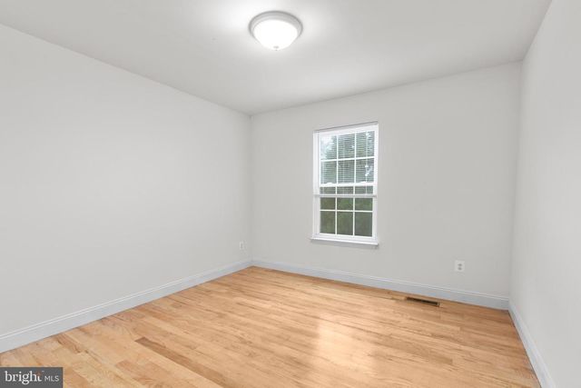 53 BLOOMINGTON LN, Stafford, VA 22554