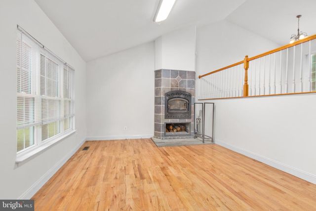 53 BLOOMINGTON LN, Stafford, VA 22554