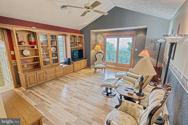 3035 STILLHOUSE HOLLOW ROAD, Shippensburg, PA 17257