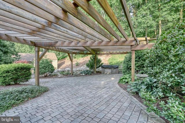 3035 STILLHOUSE HOLLOW ROAD, Shippensburg, PA 17257