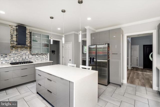 12 WENDOVER RD, East Windsor Twp, NJ 08520