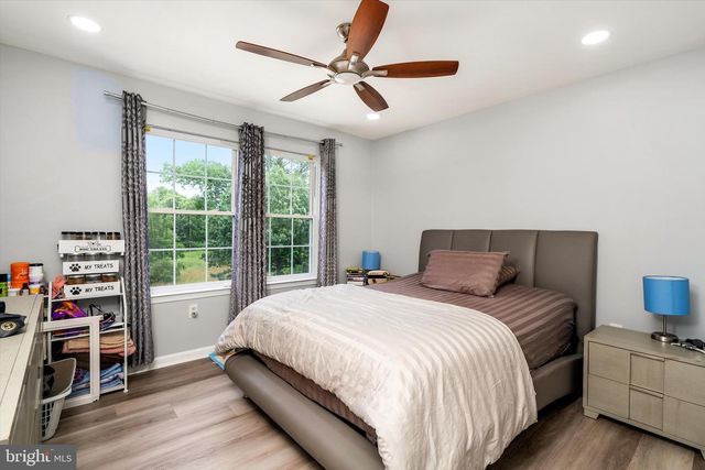 12 WENDOVER RD, East Windsor Twp, NJ 08520