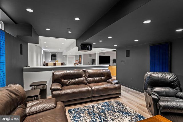 12 WENDOVER RD, East Windsor Twp, NJ 08520