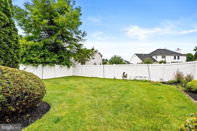12 WENDOVER RD, East Windsor Twp, NJ 08520