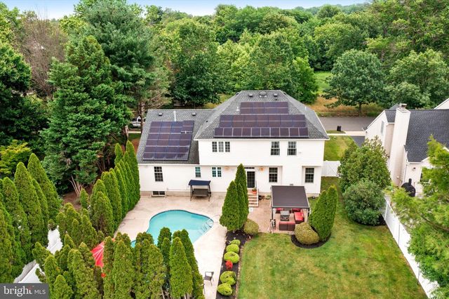 12 WENDOVER RD, East Windsor Twp, NJ 08520