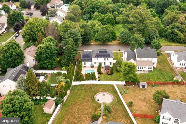 12 WENDOVER RD, East Windsor Twp, NJ 08520