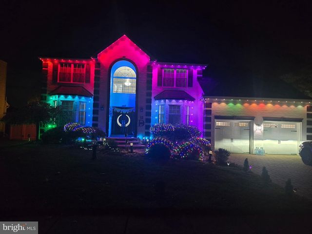 12 WENDOVER RD, East Windsor Twp, NJ 08520