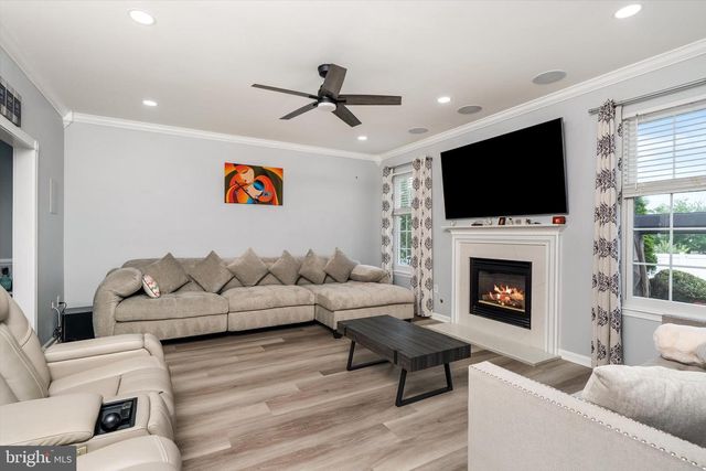 12 WENDOVER RD, East Windsor Twp, NJ 08520