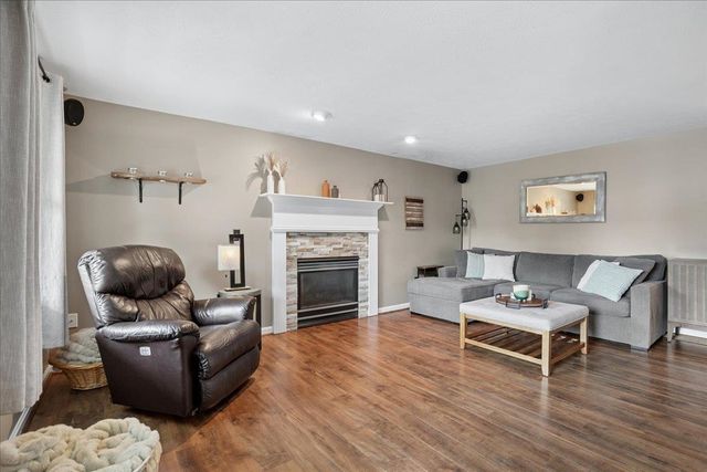 325 Wellington Hill Road, Manchester, NH 03104