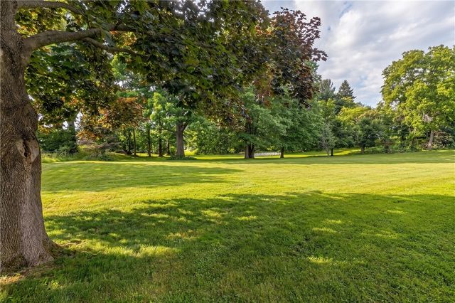 1424 Jackson Ave, New Castle, PA 16101