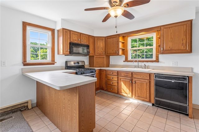 1424 Jackson Ave, New Castle, PA 16101